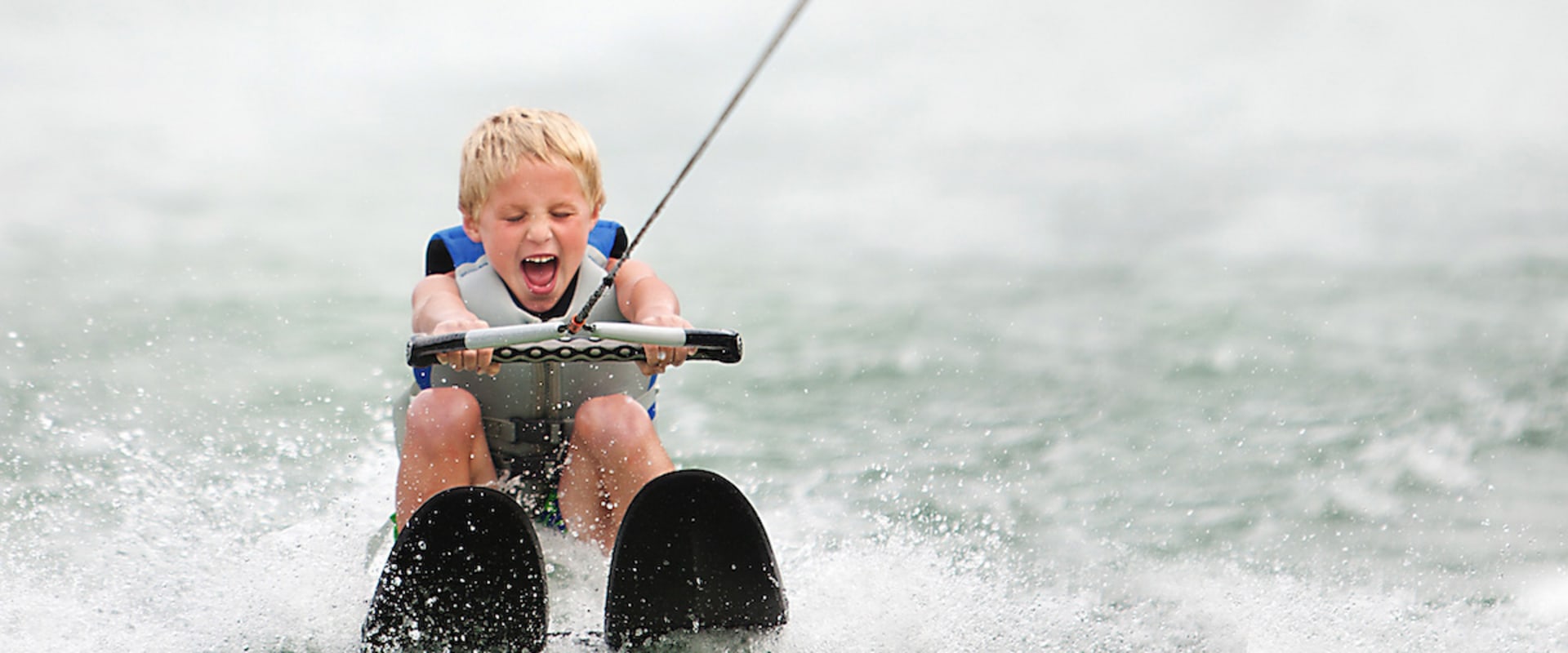Tips for Beginners in Wakeboarding and Waterskiing