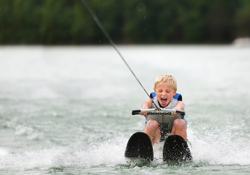 Tips for Beginners in Wakeboarding and Waterskiing